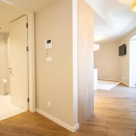 Reference T1 2nd Floor Apartamento *